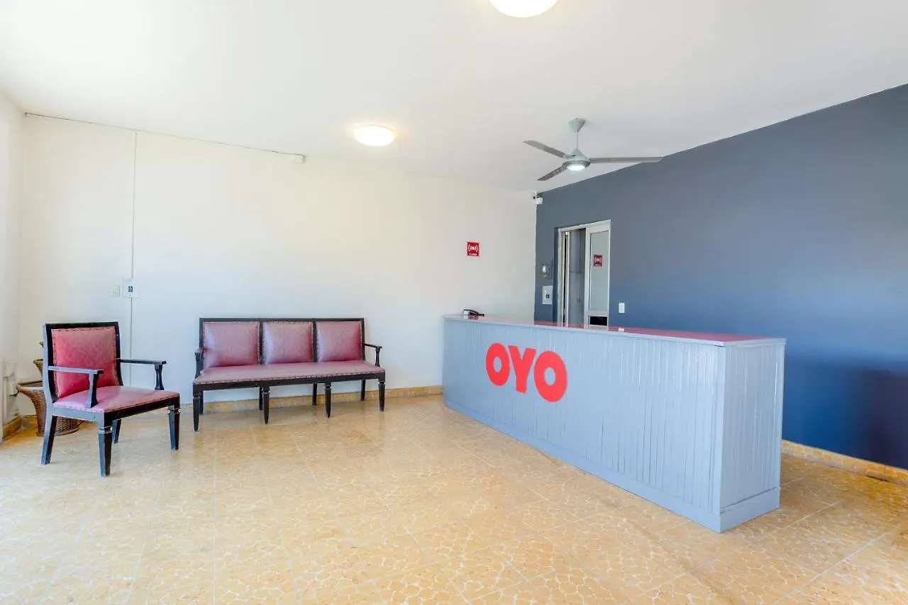 Oyo Hotel Cristal,Museum Of Mayan Culture,체투말 4*, 체투말